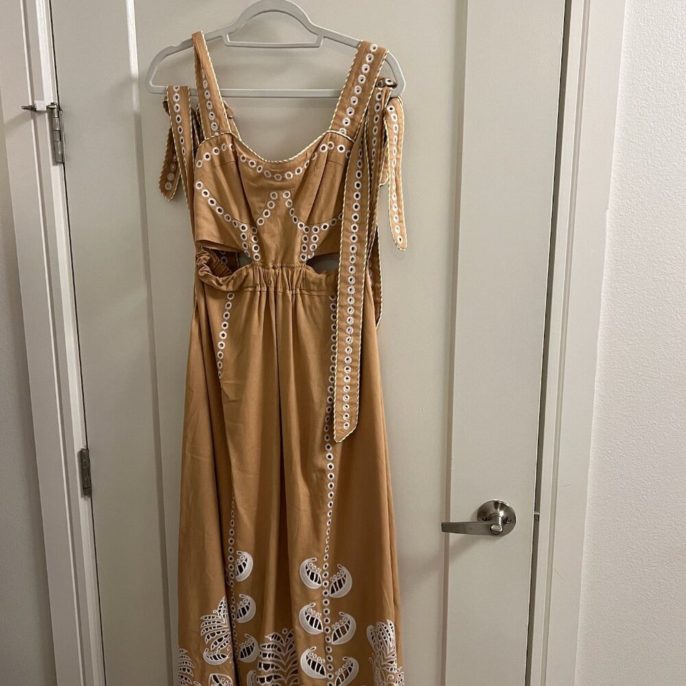 FARM Rio Peach Eyelet Midi Dress with White Embroidery - Picture 4 of 6